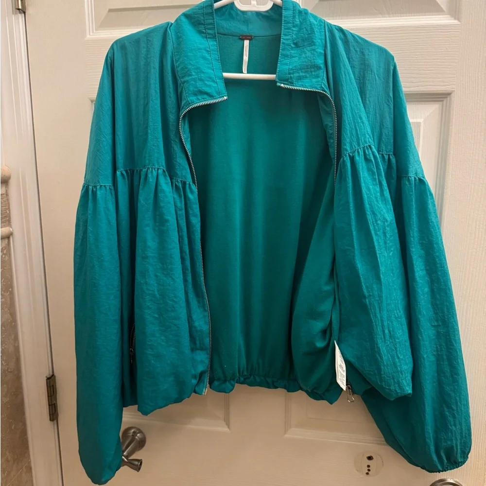 Free People Balloon Bomber Jacket in Turquoise. Size S/P - Picture 3 of 6